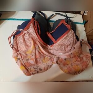 Floral and Lace Women's Bras Bundle Of 4 Mix Brand